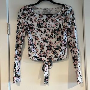Guess Long Sleeve Crop Top